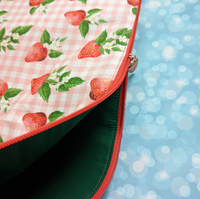 Strawberry Gingham, Jumbo zipper project bag