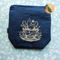 Gnome in a teacup, small zipper Bag