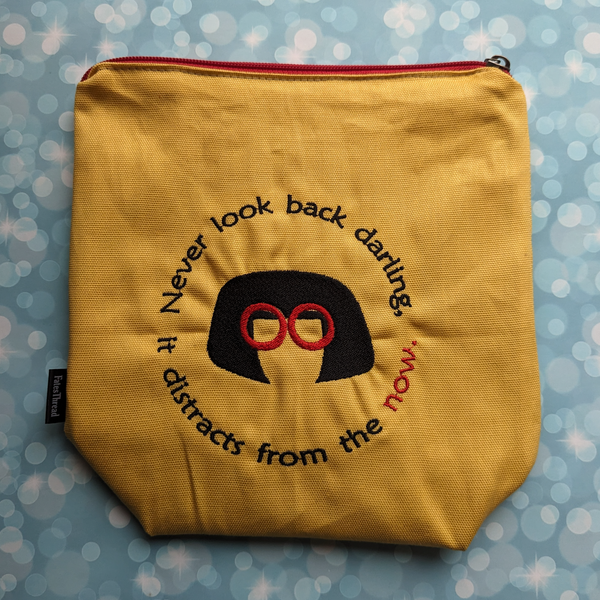 Never Look Back Darling, Edna, small zipper Bag