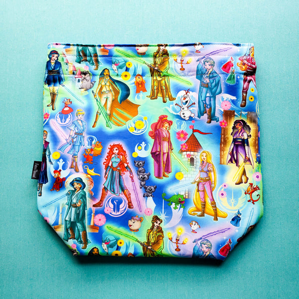 Empire Princesses and friends in blue, medium Project bag