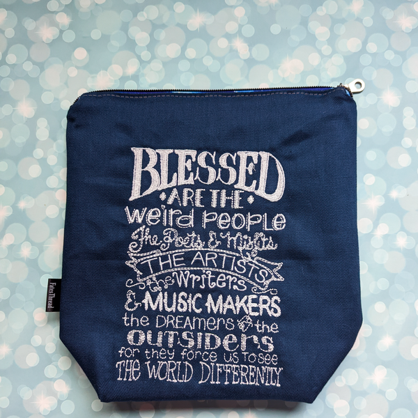 Blessed are the weird people, small zipper Bag – FatesThread